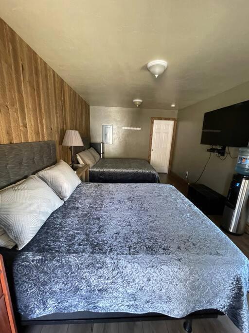 Parkway Yellowstone Guest House Room #2 Gardiner Exteriör bild