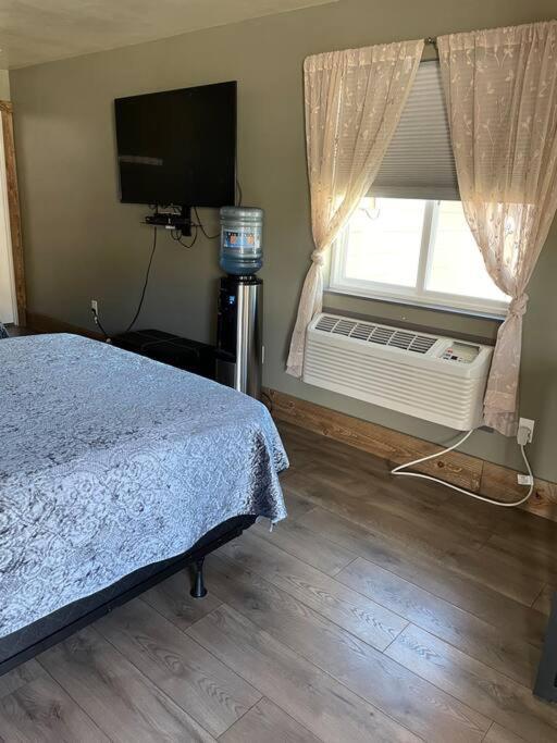 Parkway Yellowstone Guest House Room #2 Gardiner Exteriör bild
