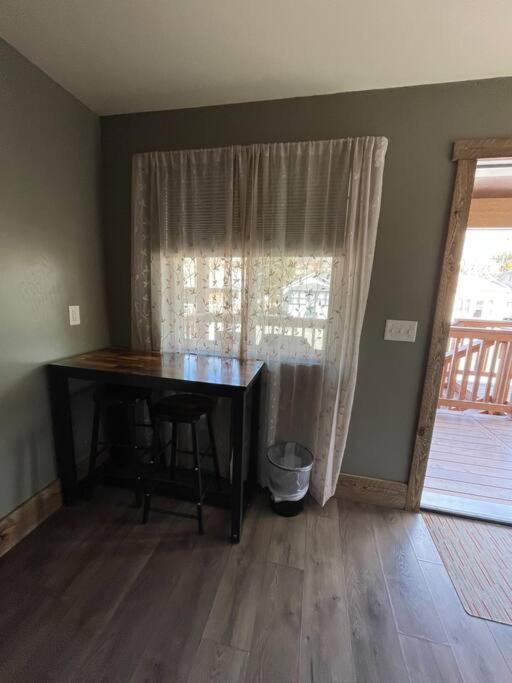 Parkway Yellowstone Guest House Room #2 Gardiner Exteriör bild