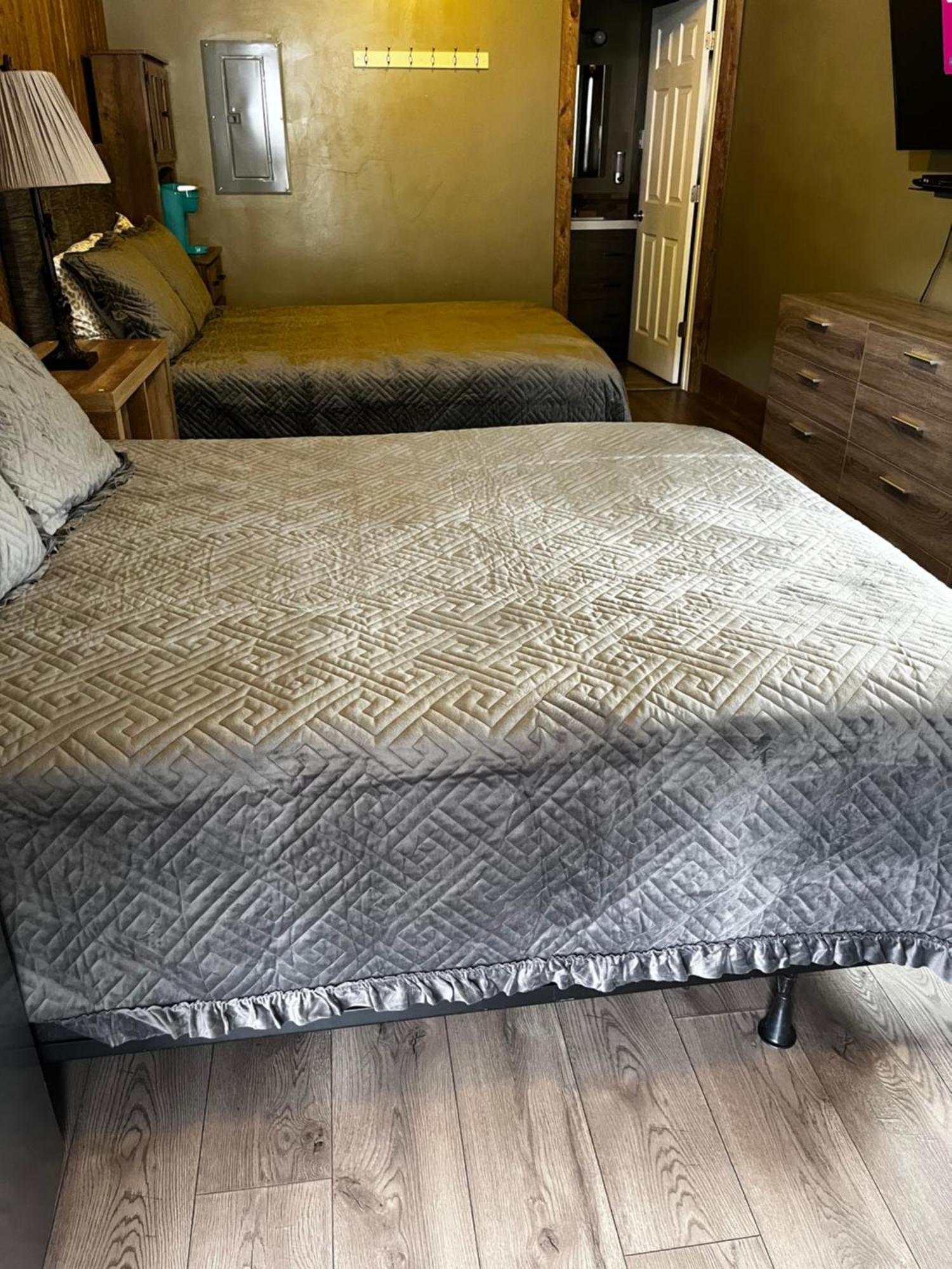 Parkway Yellowstone Guest House Room #2 Gardiner Exteriör bild